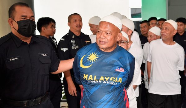 Ketua Pegawai Eksekutif (CEO) GISB Holdings Sdn Bhd (GISBH) Nasiruddin Mohd Ali dan 21 individu lain didakwa  menjadi ahli kumpulan jenayah terancang/Foto BERNAMA